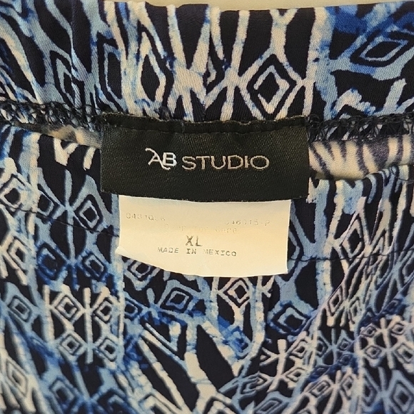 AB Studio Blue and White Geometric Wide Leg Pants Women's Size XL - Picture 2 of 9